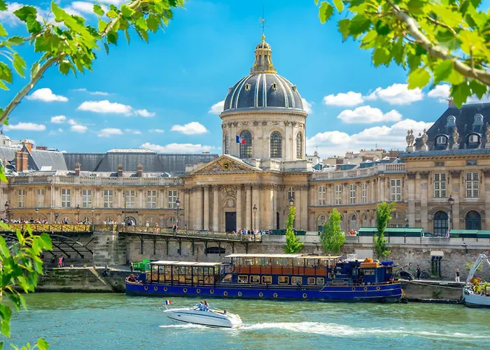 Des Deux ContinentsHotel Parigi